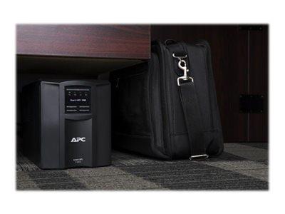 APC Smart - UPS 1500VA LCD - SMT1500IC